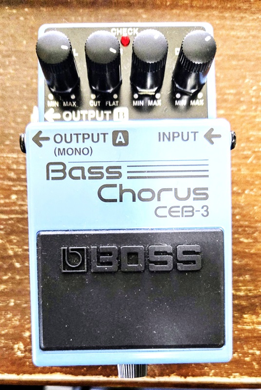 BOSS CEB-3の画像